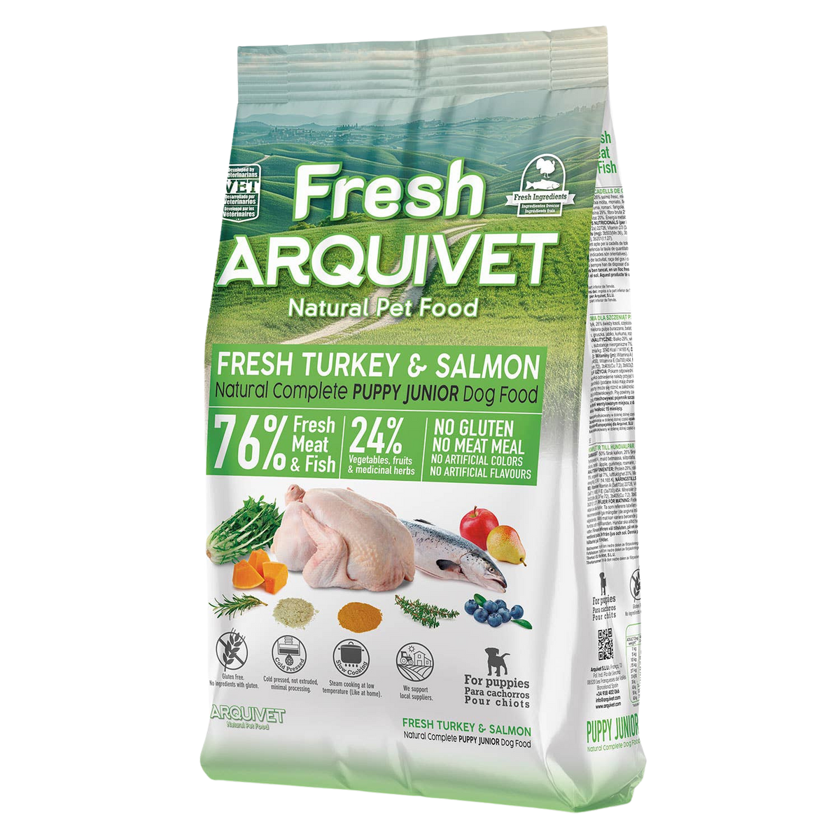 Semi-moist turkey and fresh salmon kibble