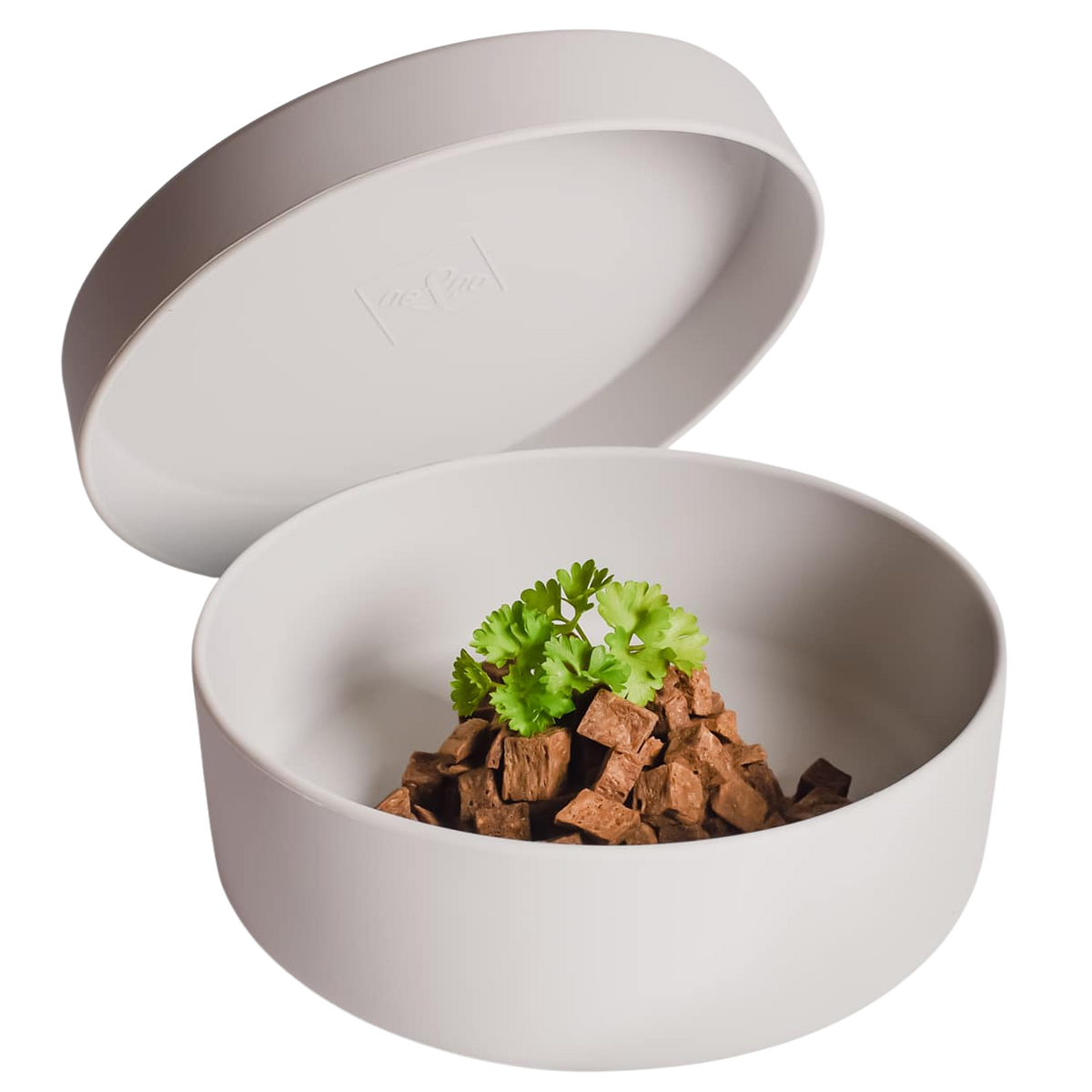 Silicone bowl with lid