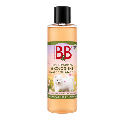 Gentle organic almond oil shampoo for puppies